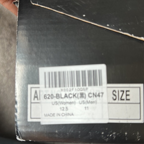 Aigu Safety Footwear Women 12.5 Men 11 - Picture 4 of 4